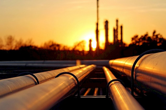 pipeline filtration in midstream oil and gas systems